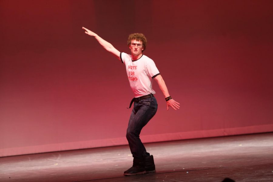 Explosion+of+talent%3A%0AKade+Stoner+dresses+and+performs+like+Napoleon+Dynamite%2C+outfit+and+all%2C+he+showed+the+crowd+he+was+more+than+just+an+athlete.+
