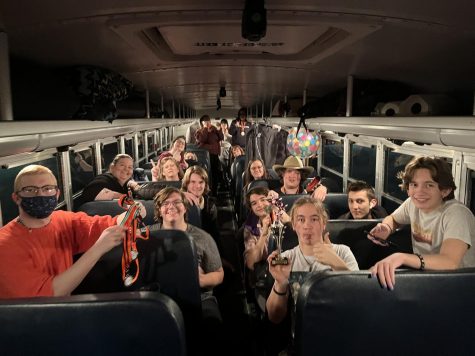 speech and debate students on the bus